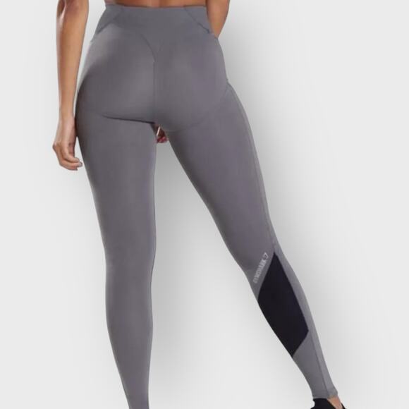 Gymshark Asymmetric Colorblock Leggings Small Grey Black Workout Athleisure Gym - Picture 9 of 9